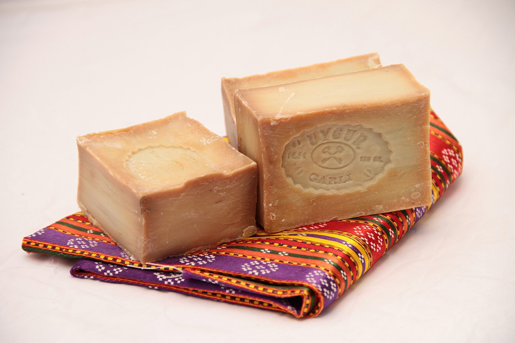 UYGUR Geleneksel Zeytinyağlı Sabun